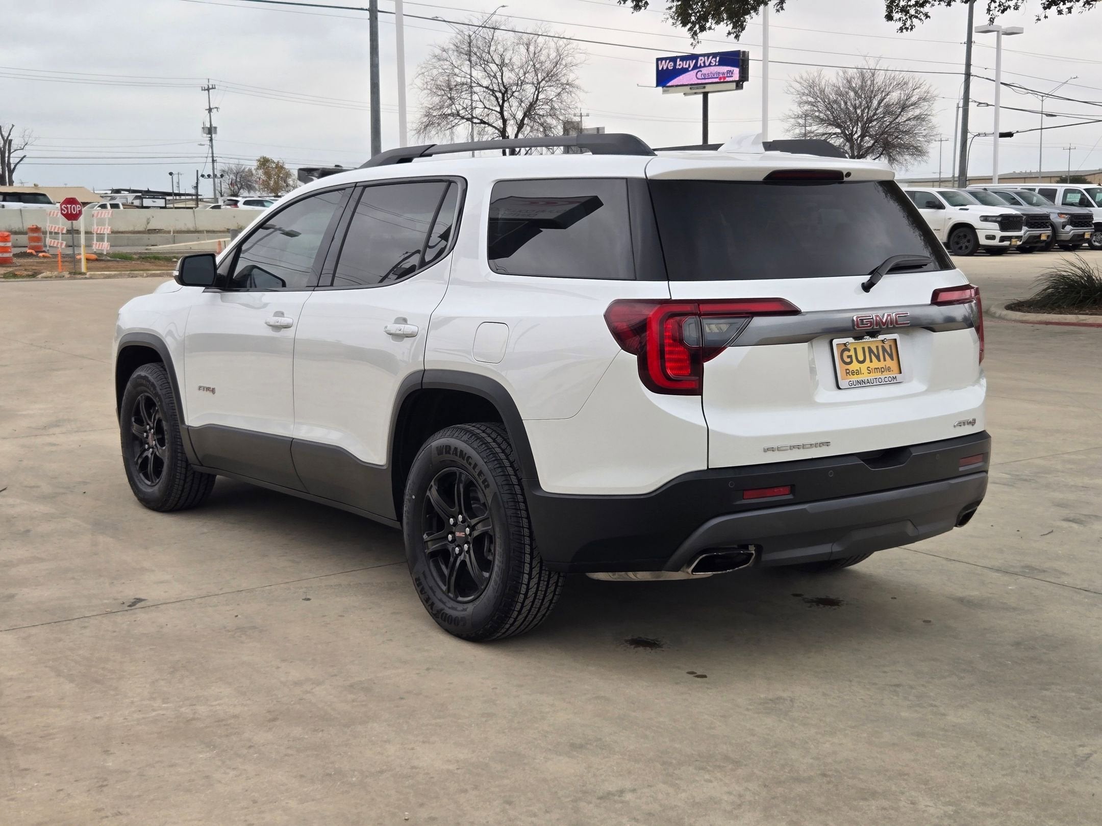 2021 GMC Acadia AT4