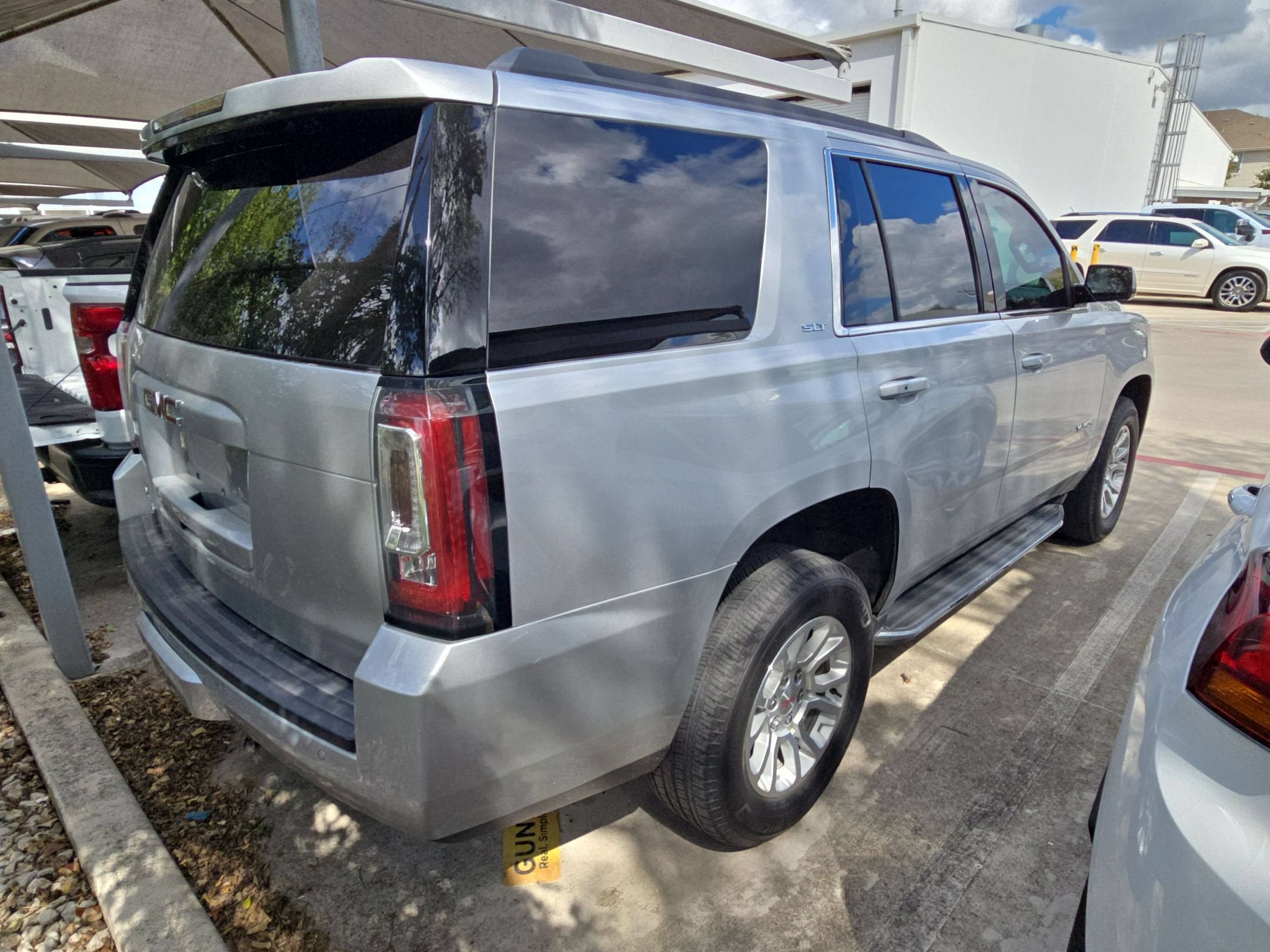 2020 GMC Yukon SLT