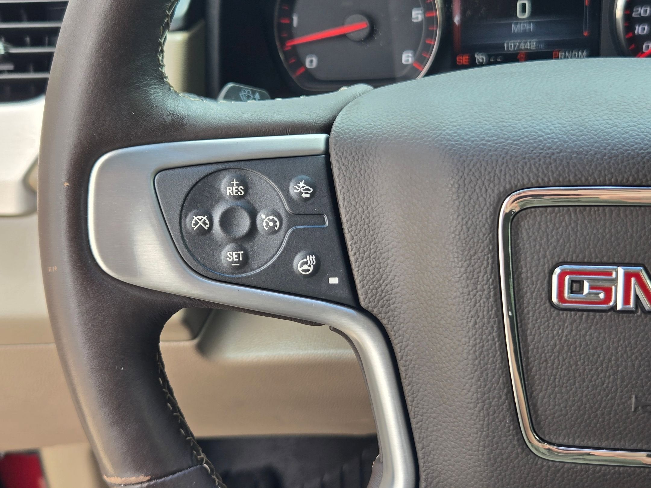 2016 GMC Yukon SLT
