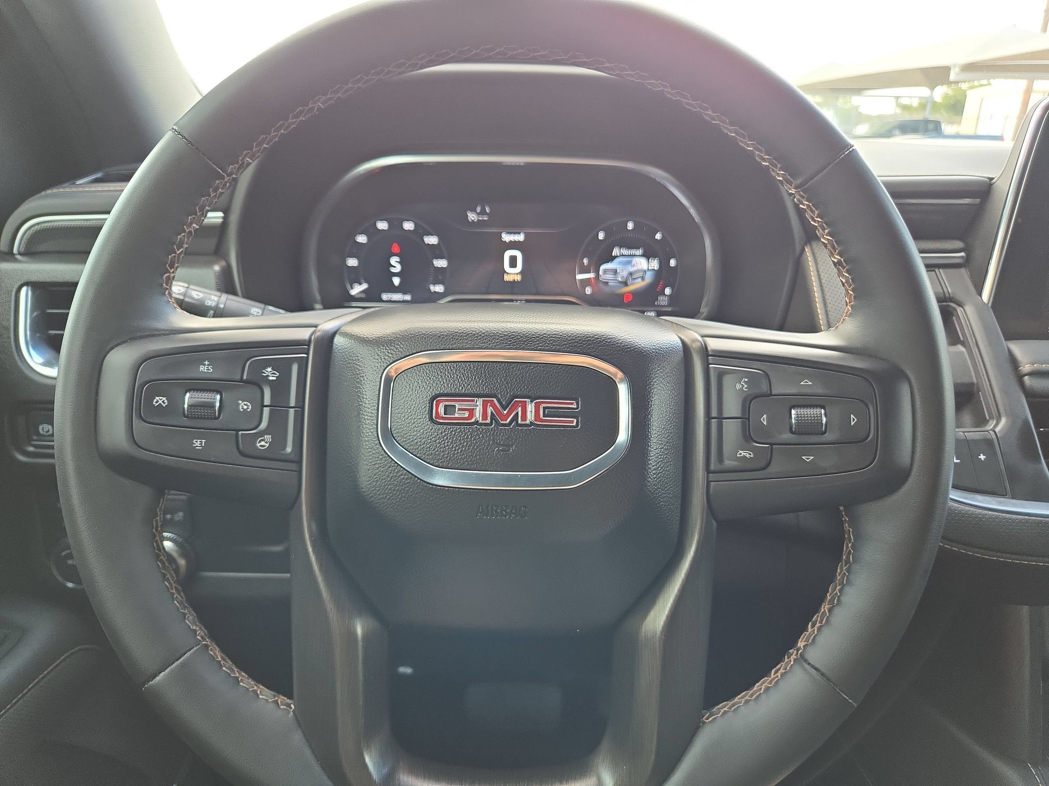 2023 GMC Yukon AT4