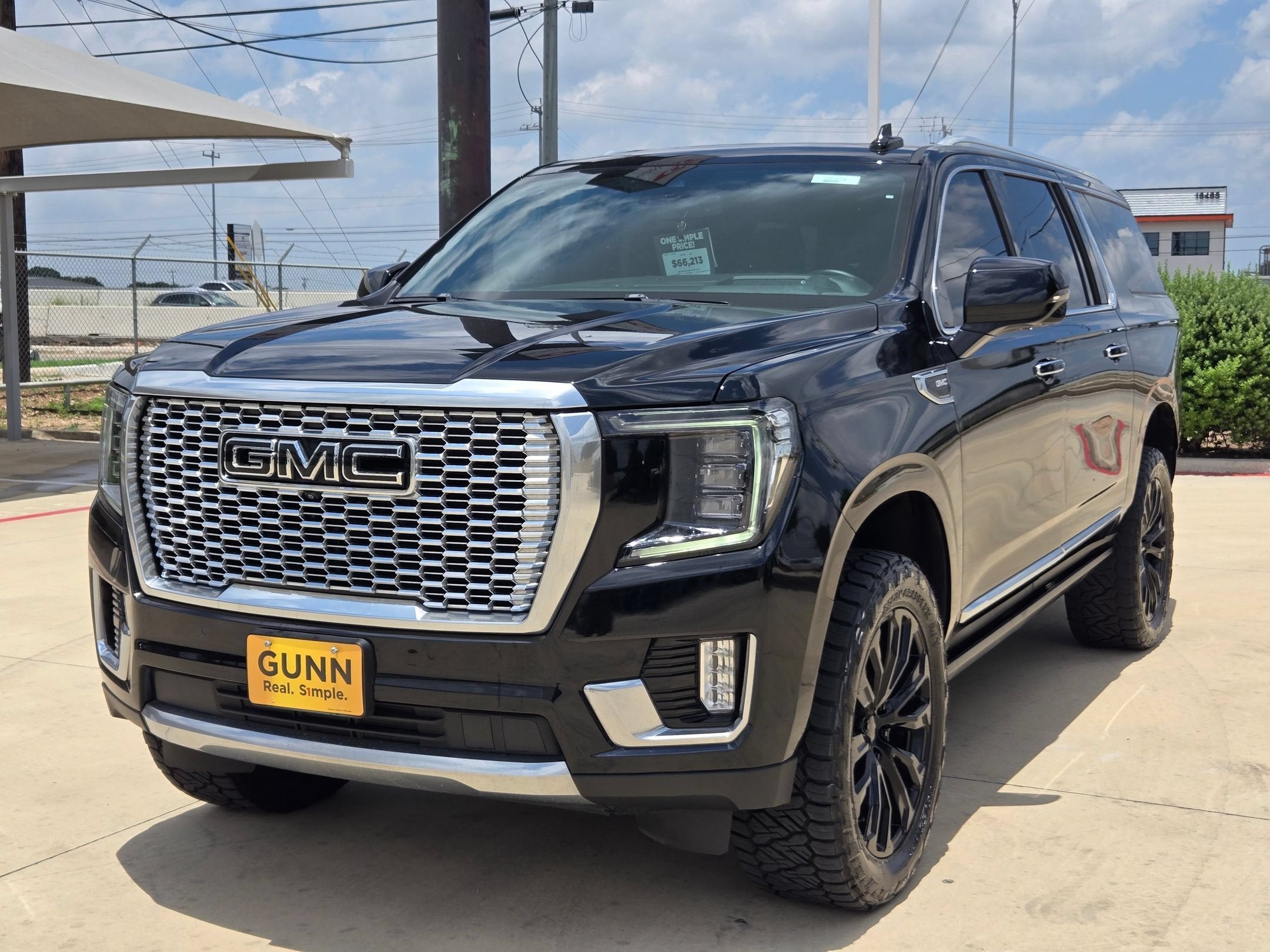 2023 GMC Yukon Denali