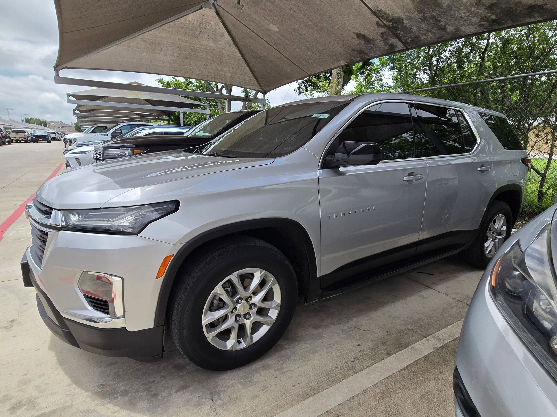 2022 Chevrolet Traverse LS
