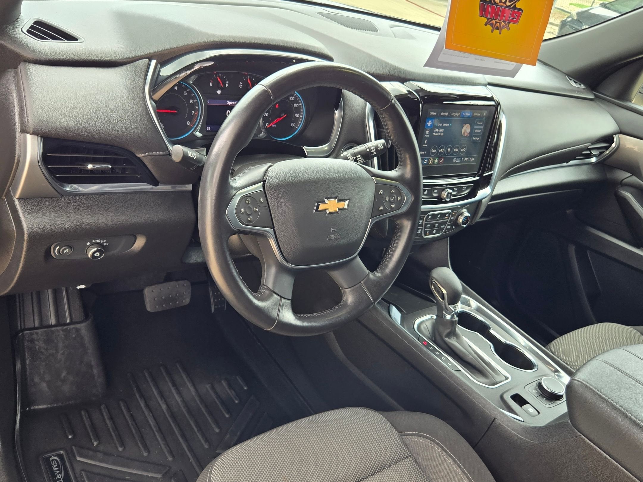 2022 Chevrolet Traverse LT Cloth