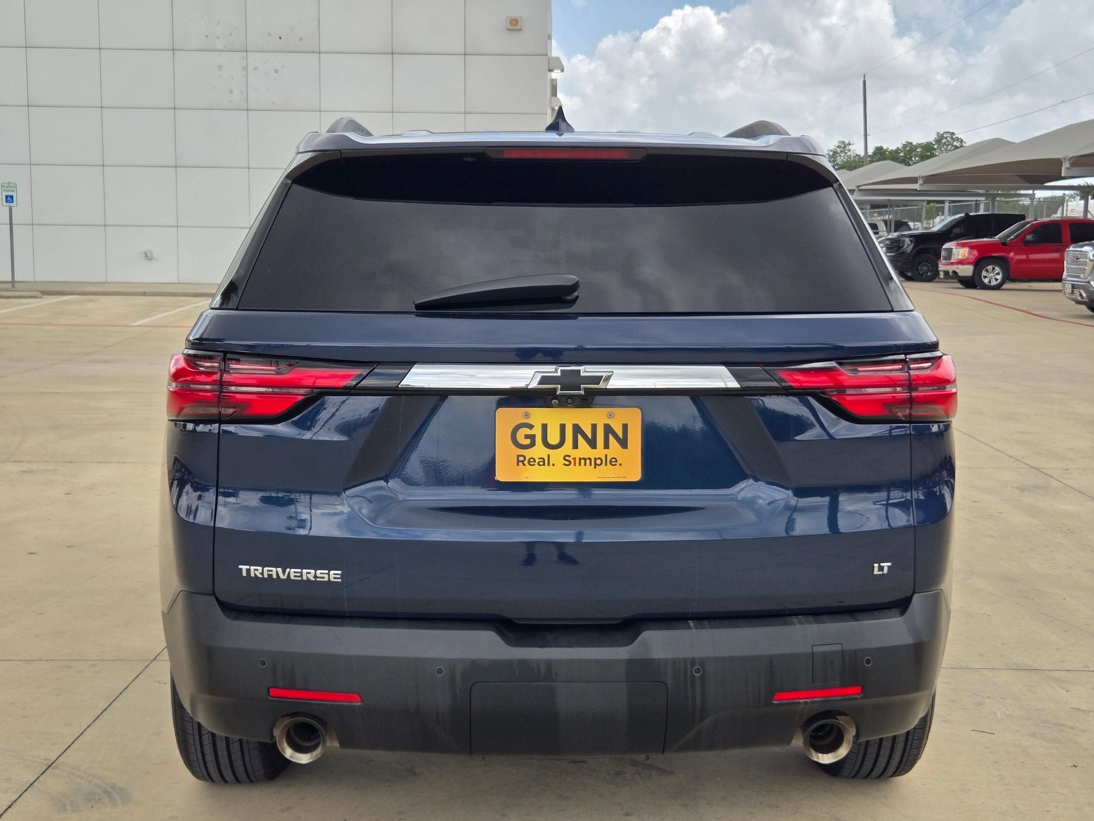 2022 Chevrolet Traverse LT Cloth