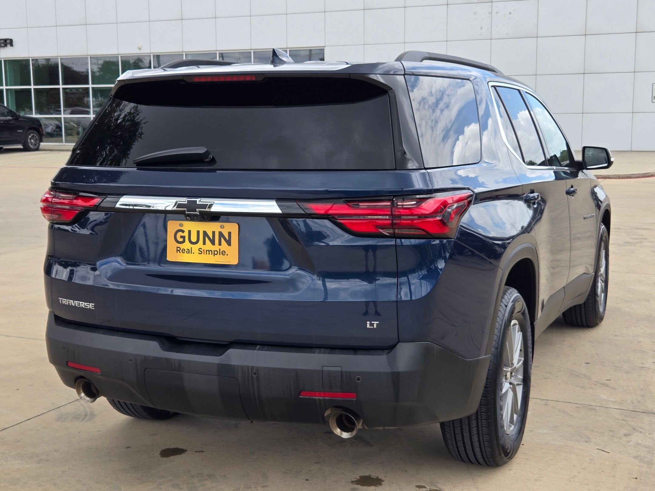 2022 Chevrolet Traverse LT Cloth