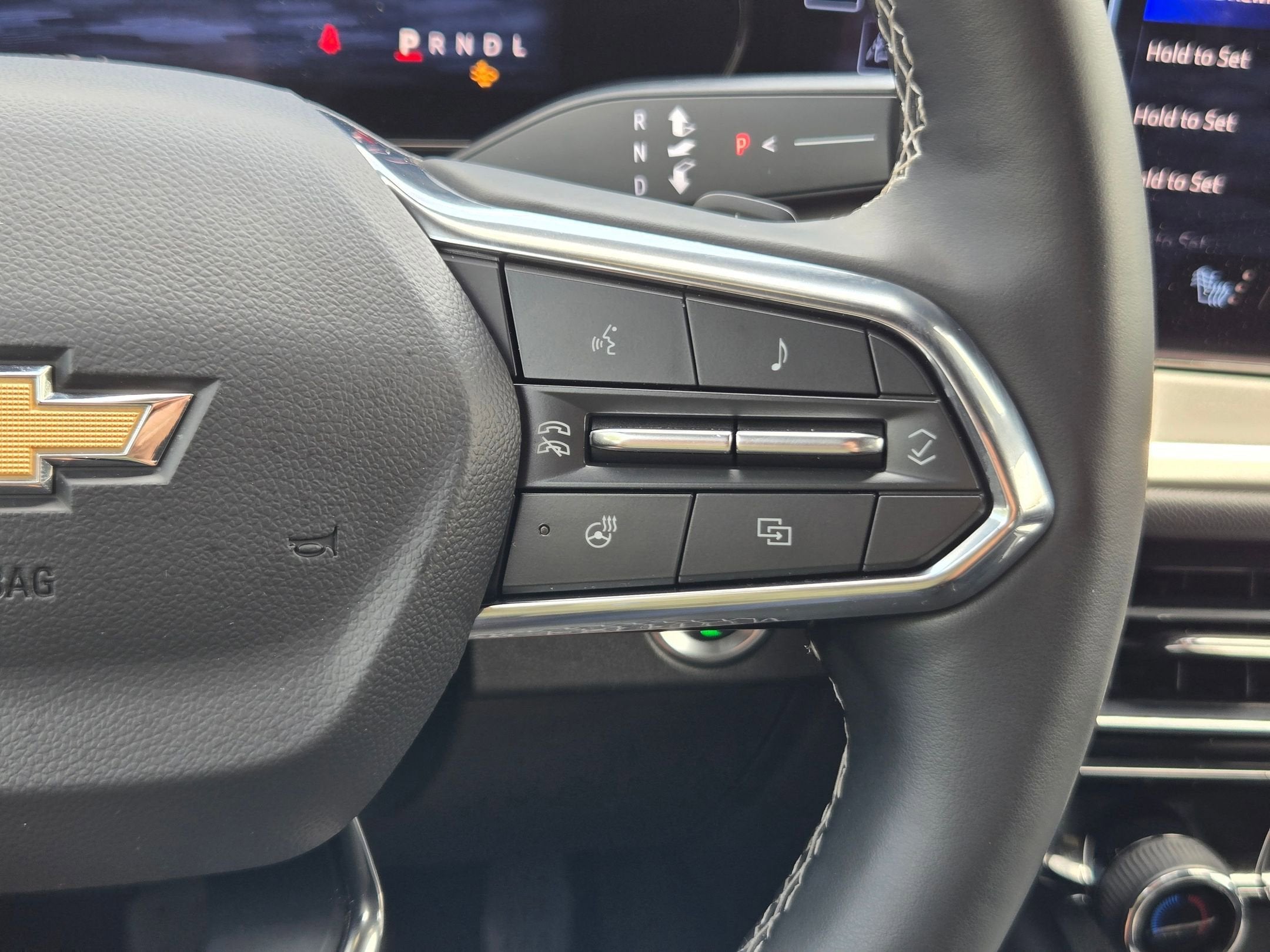 2025 Chevrolet Traverse FWD LT