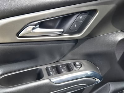 2025 Chevrolet Traverse FWD LT