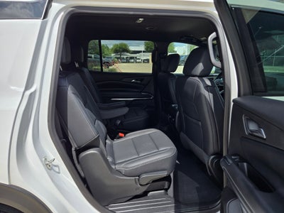 2025 Chevrolet Traverse FWD LT