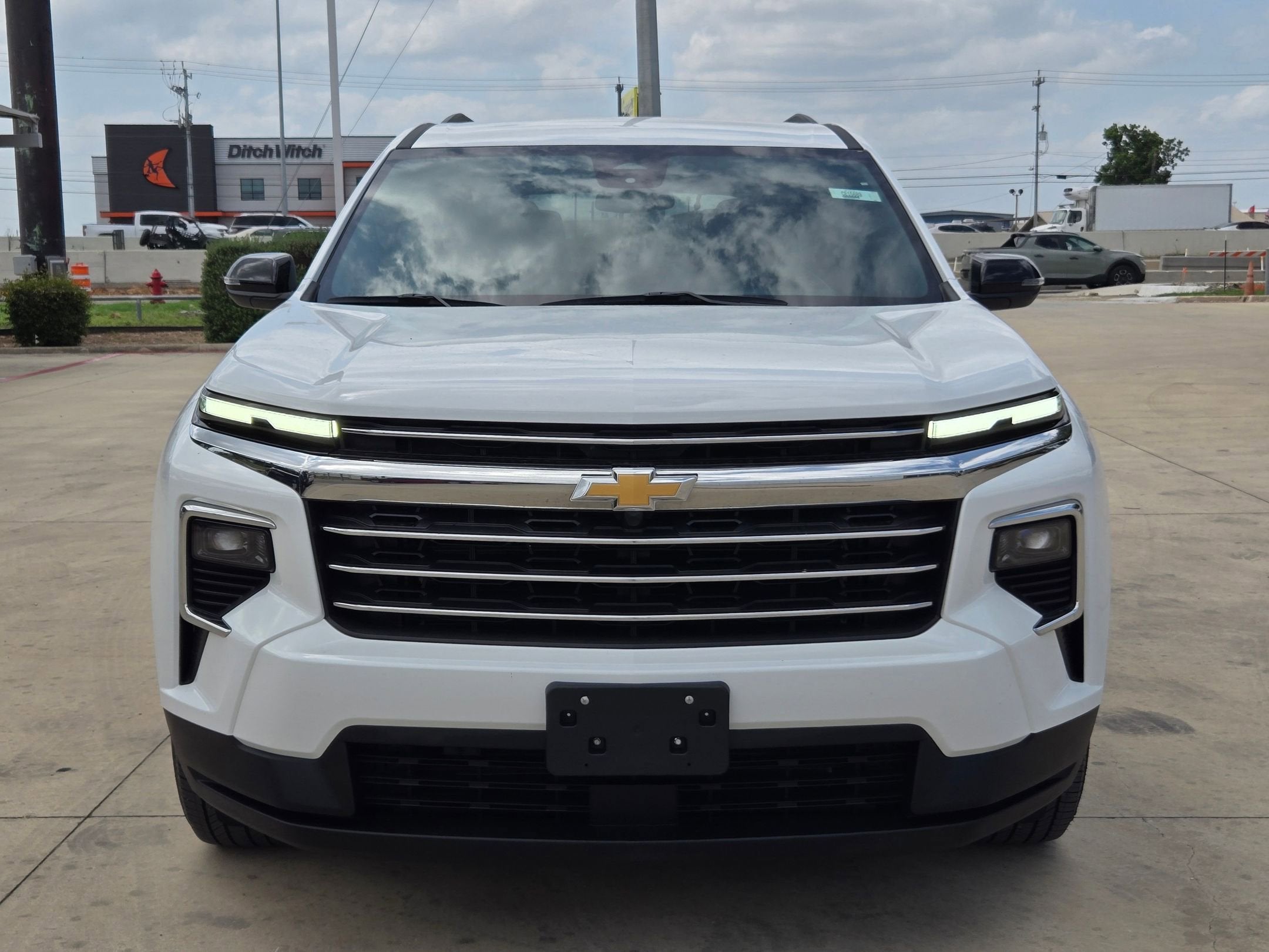 2025 Chevrolet Traverse FWD LT
