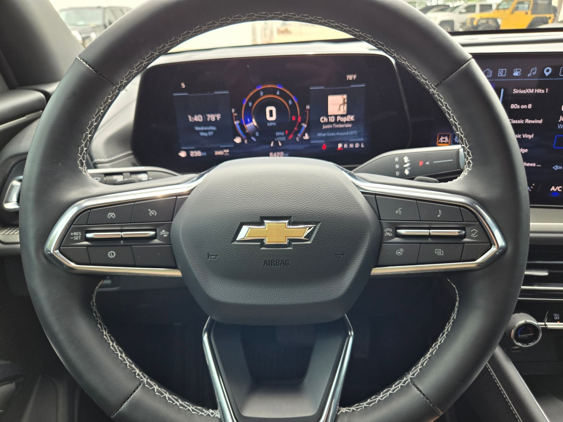 2025 Chevrolet Traverse AWD LT