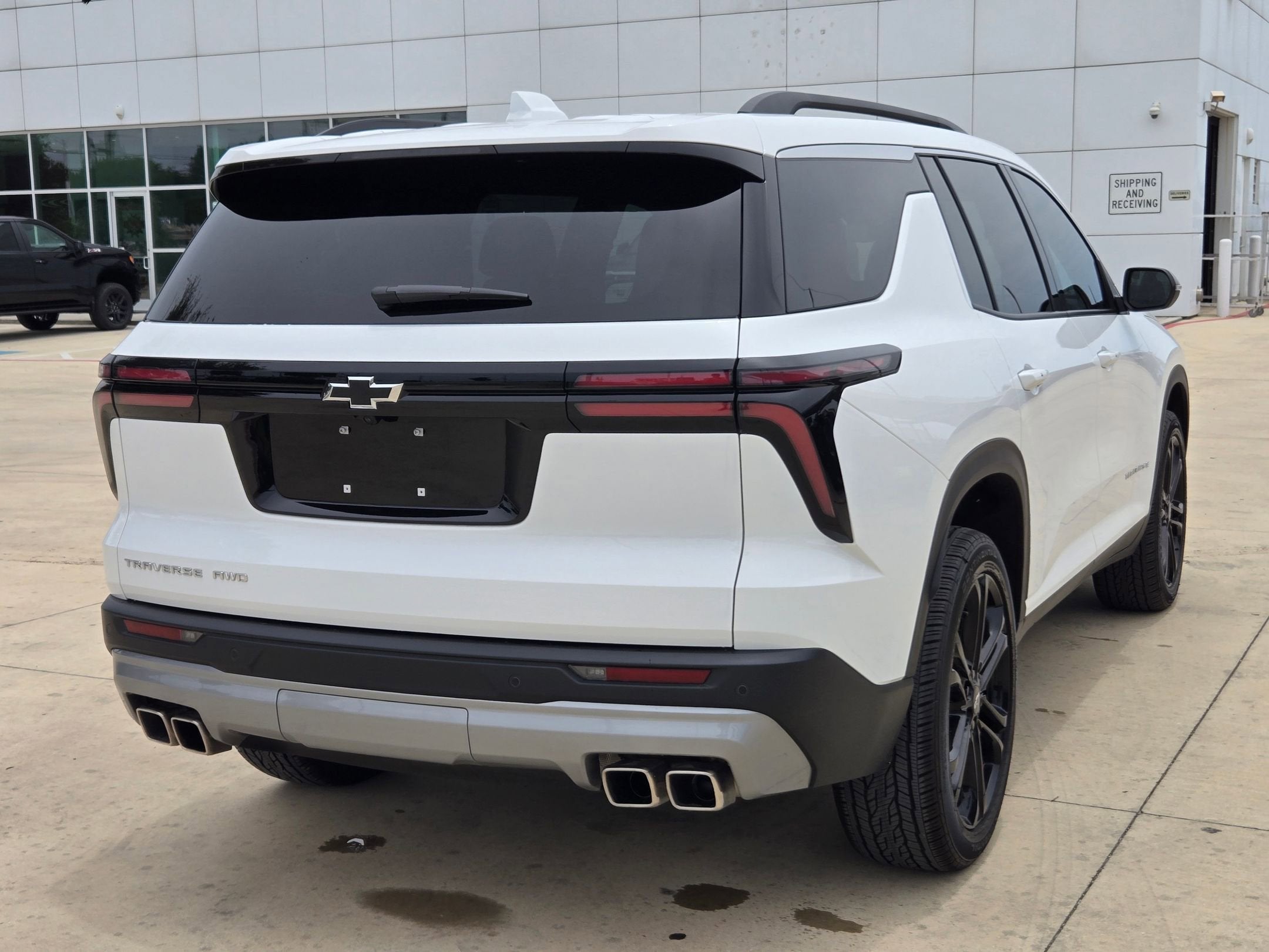 2025 Chevrolet Traverse AWD LT
