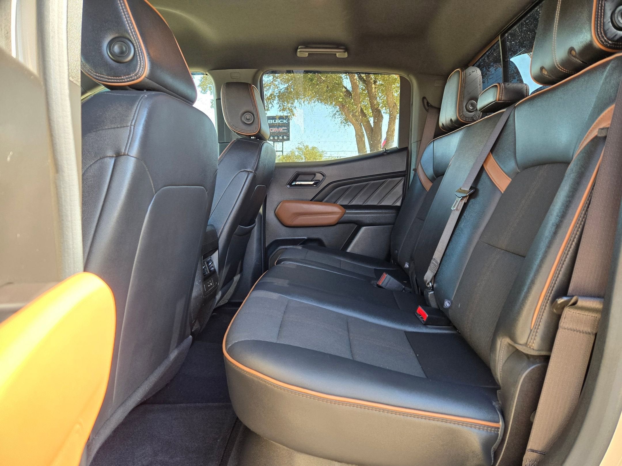 2024 GMC Canyon 4WD AT4