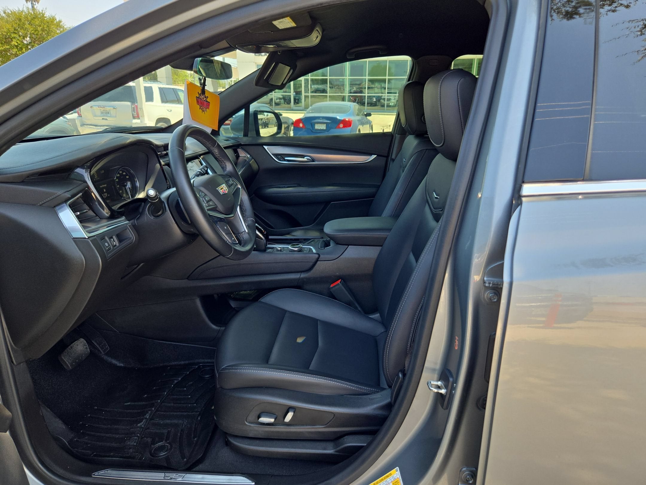 2023 Cadillac XT5 FWD Luxury