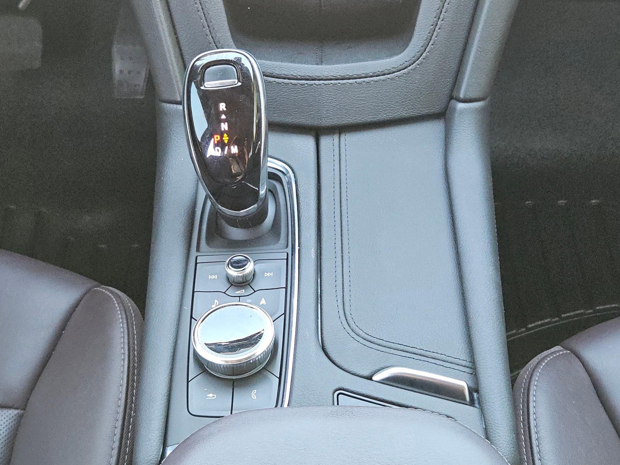 2023 Cadillac XT6 FWD Premium Luxury