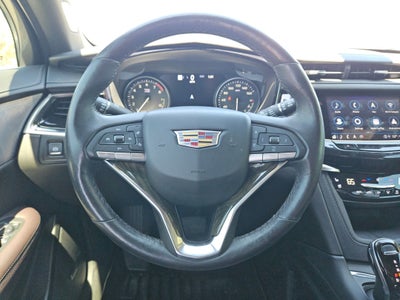 2023 Cadillac XT6 FWD Premium Luxury