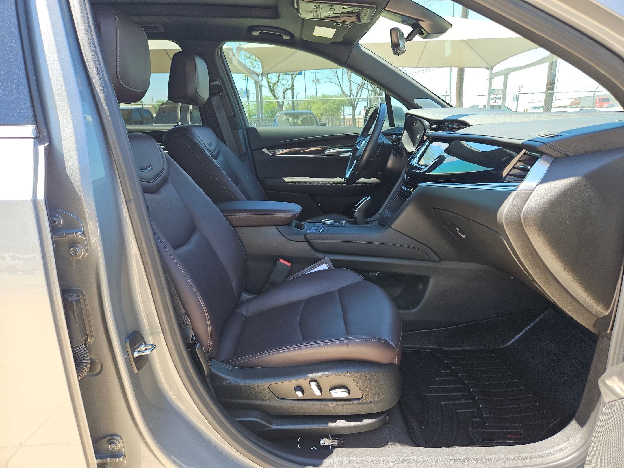 2023 Cadillac XT6 FWD Premium Luxury