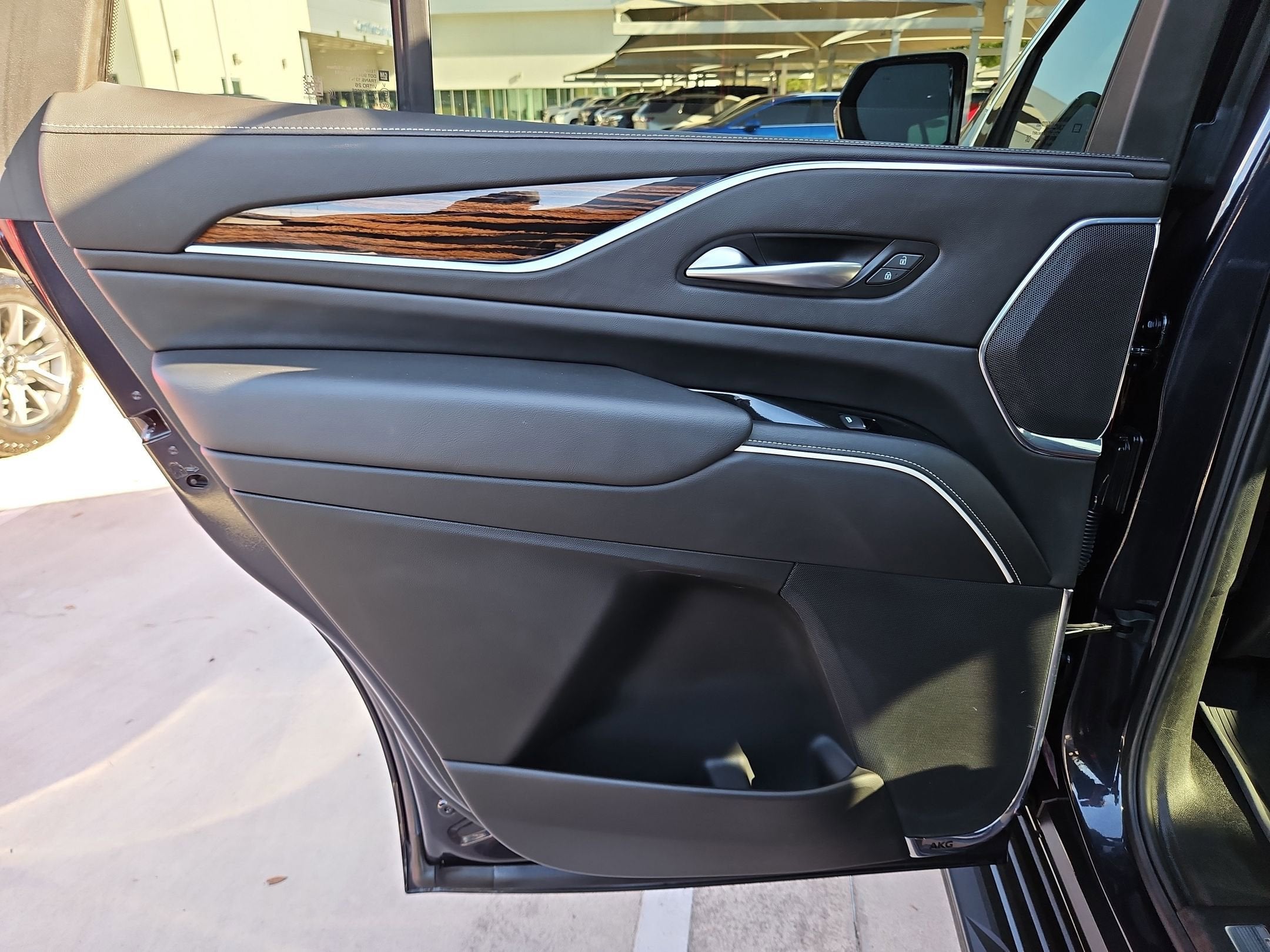 2023 Cadillac Escalade 4WD Premium Luxury