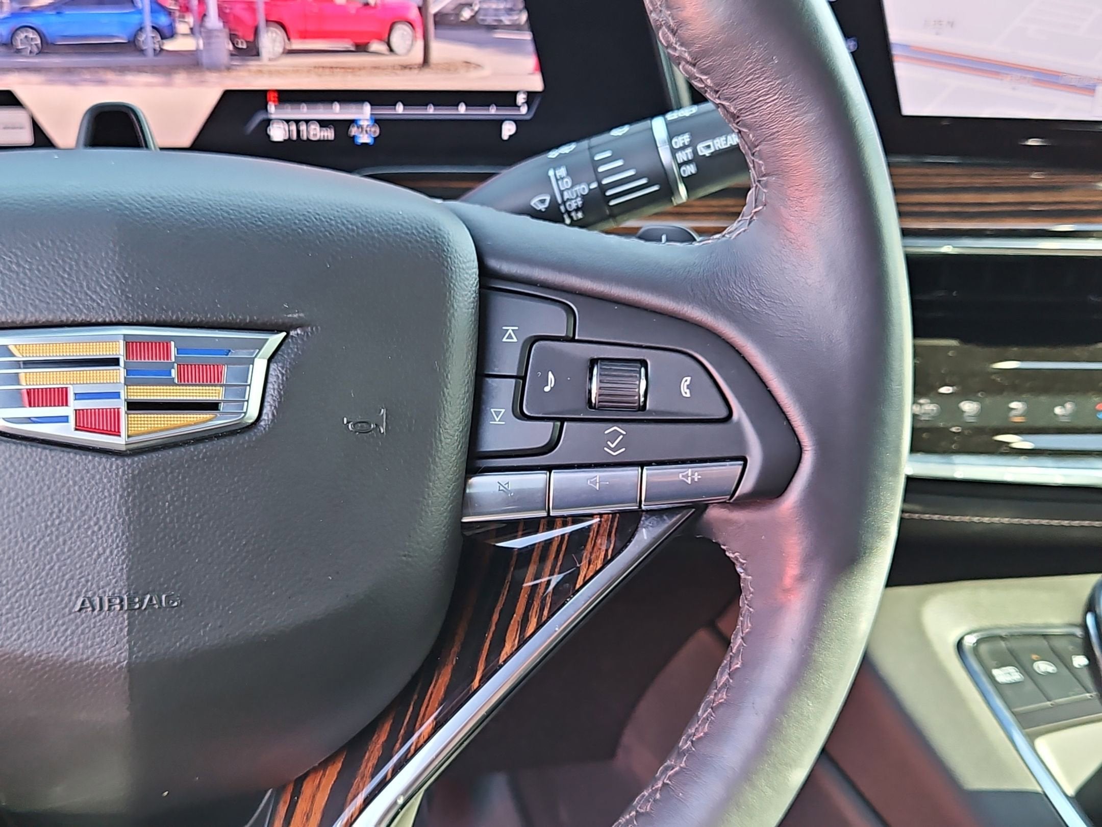 2023 Cadillac Escalade 4WD Premium Luxury