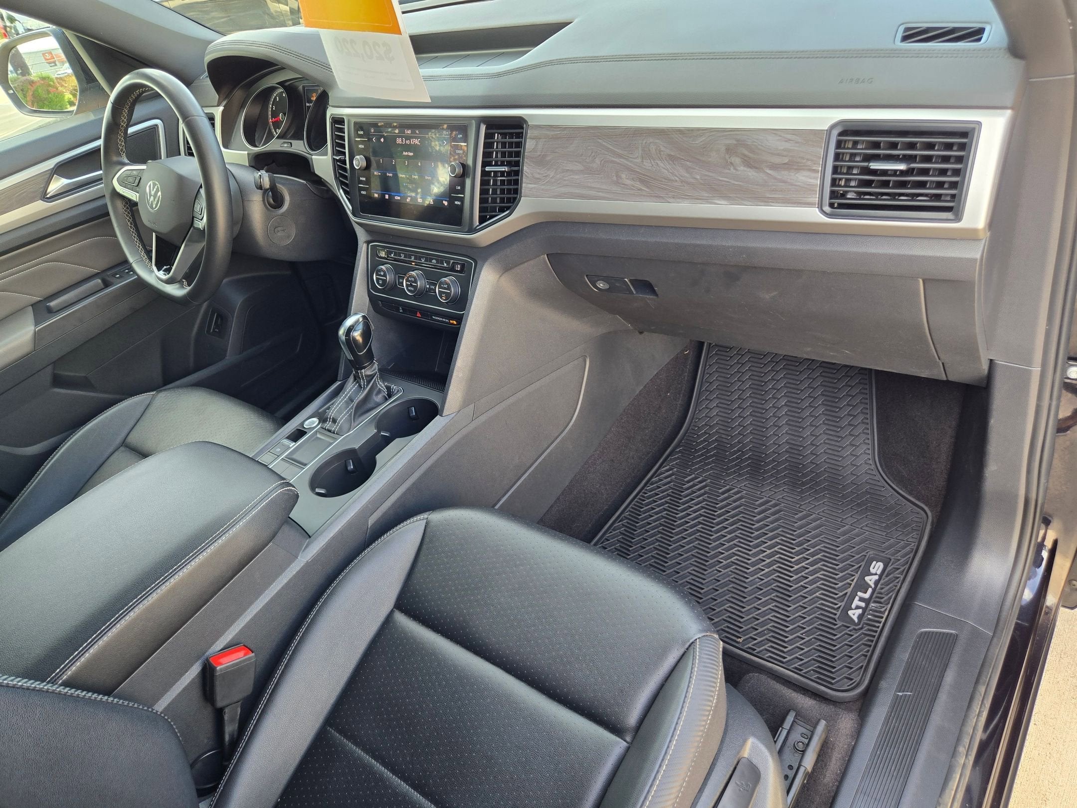 2021 Volkswagen Atlas Cross Sport 2.0T SE