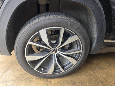 2025 Volkswagen Atlas 2.0T SEL Premium R-Line
