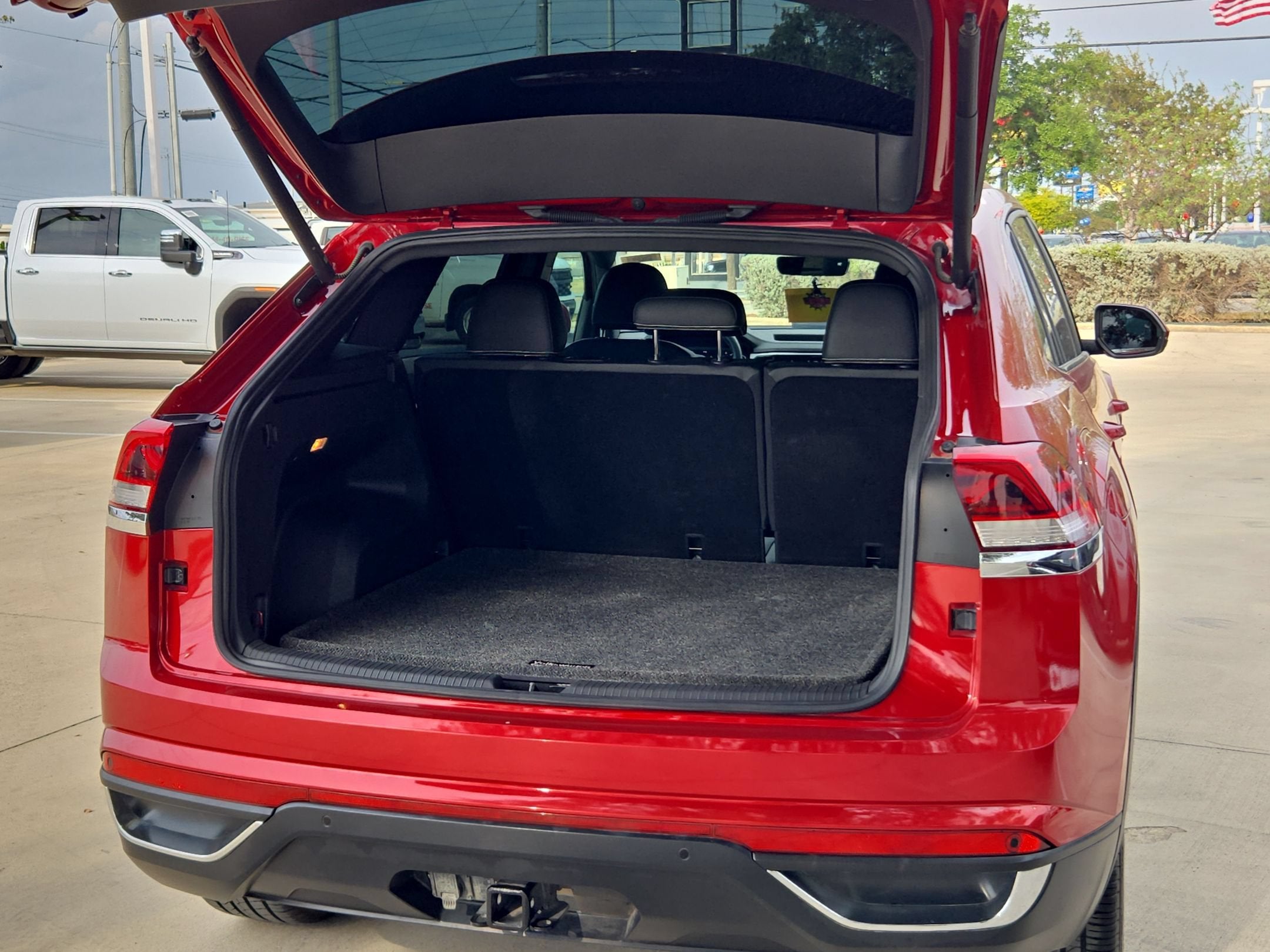 2023 Volkswagen Atlas Cross Sport 3.6L V6 SE w/Technology