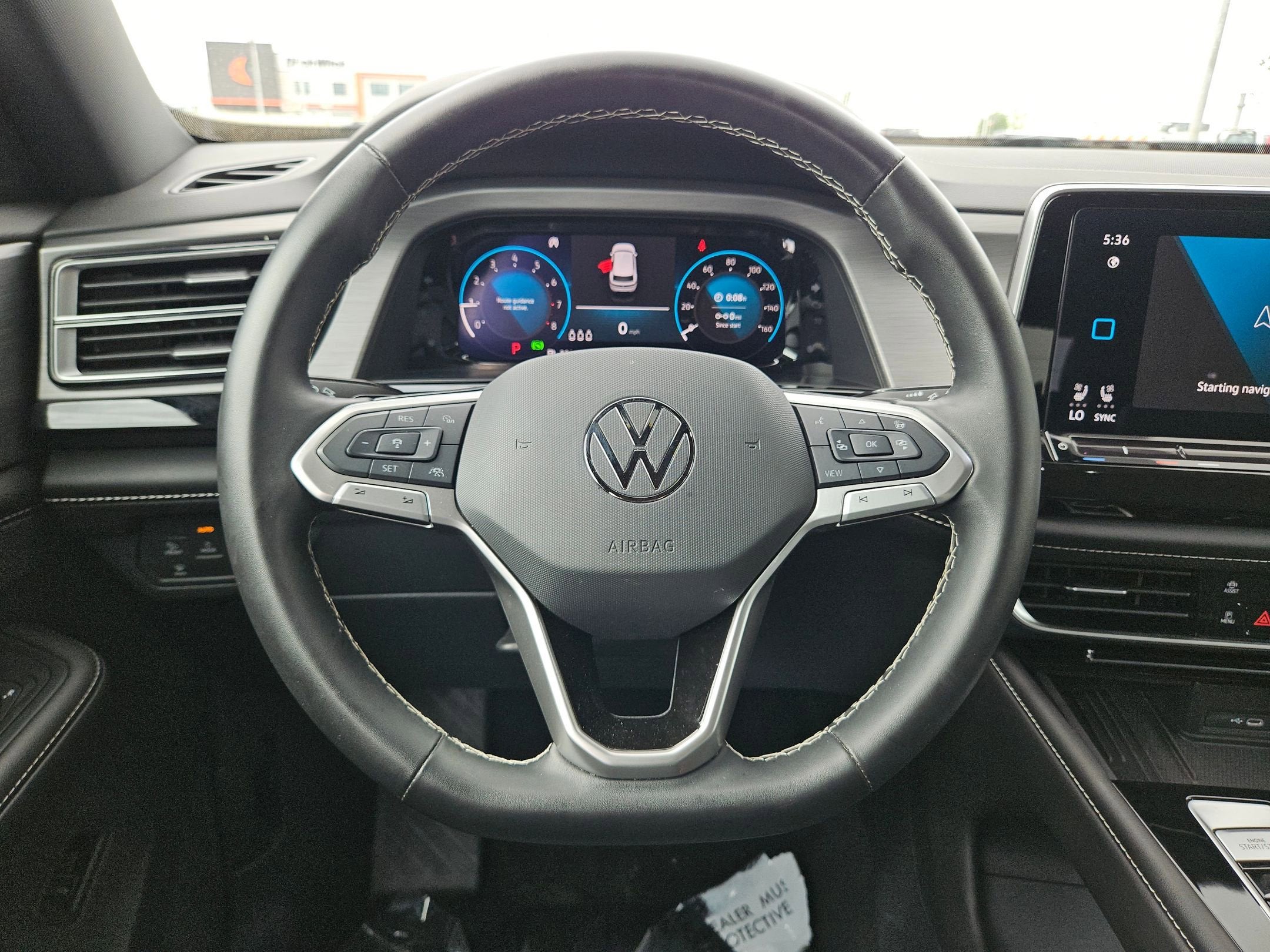 2025 Volkswagen Atlas Cross Sport 2.0T SE w/Technology
