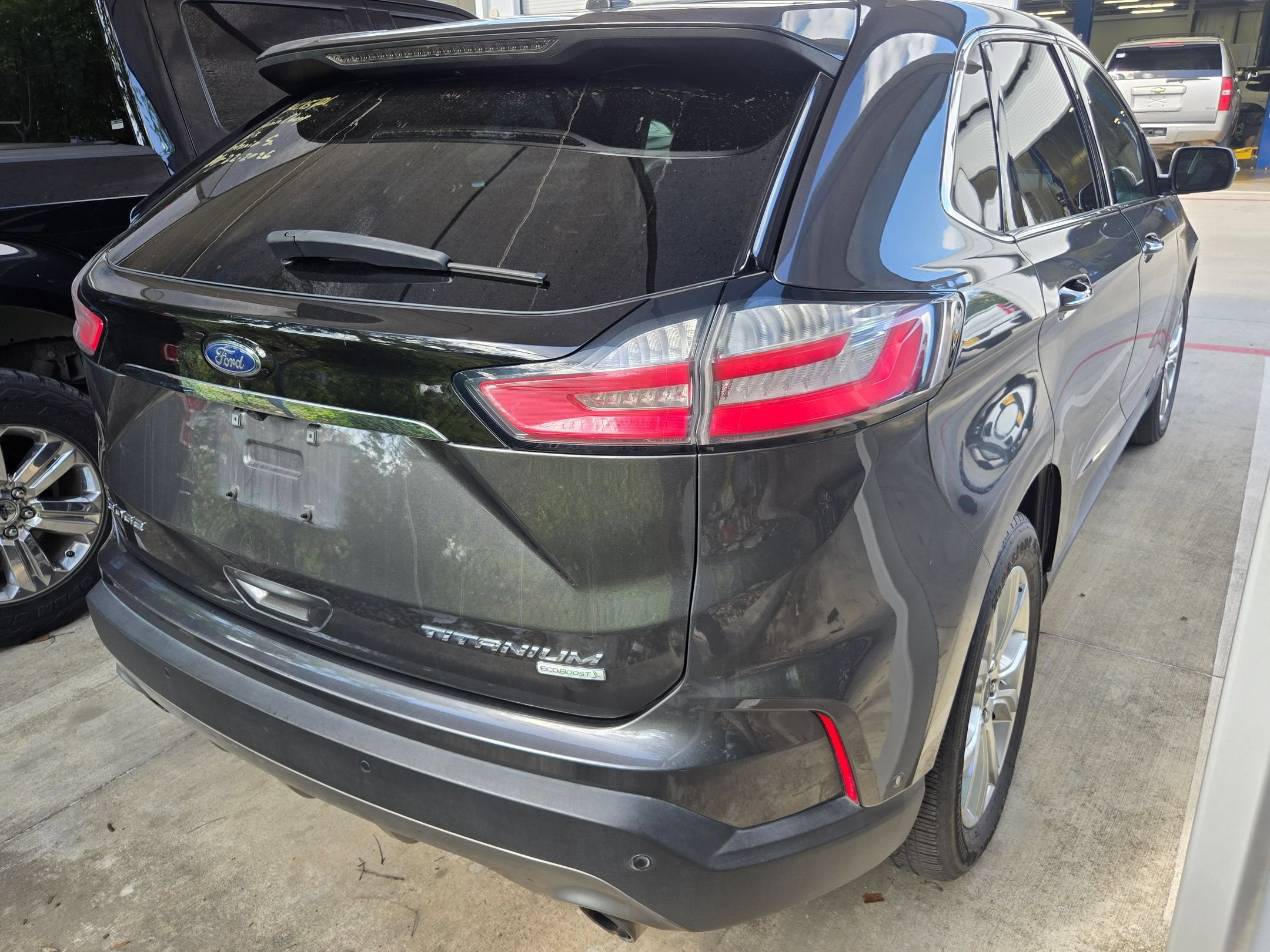 2020 Ford Edge Titanium