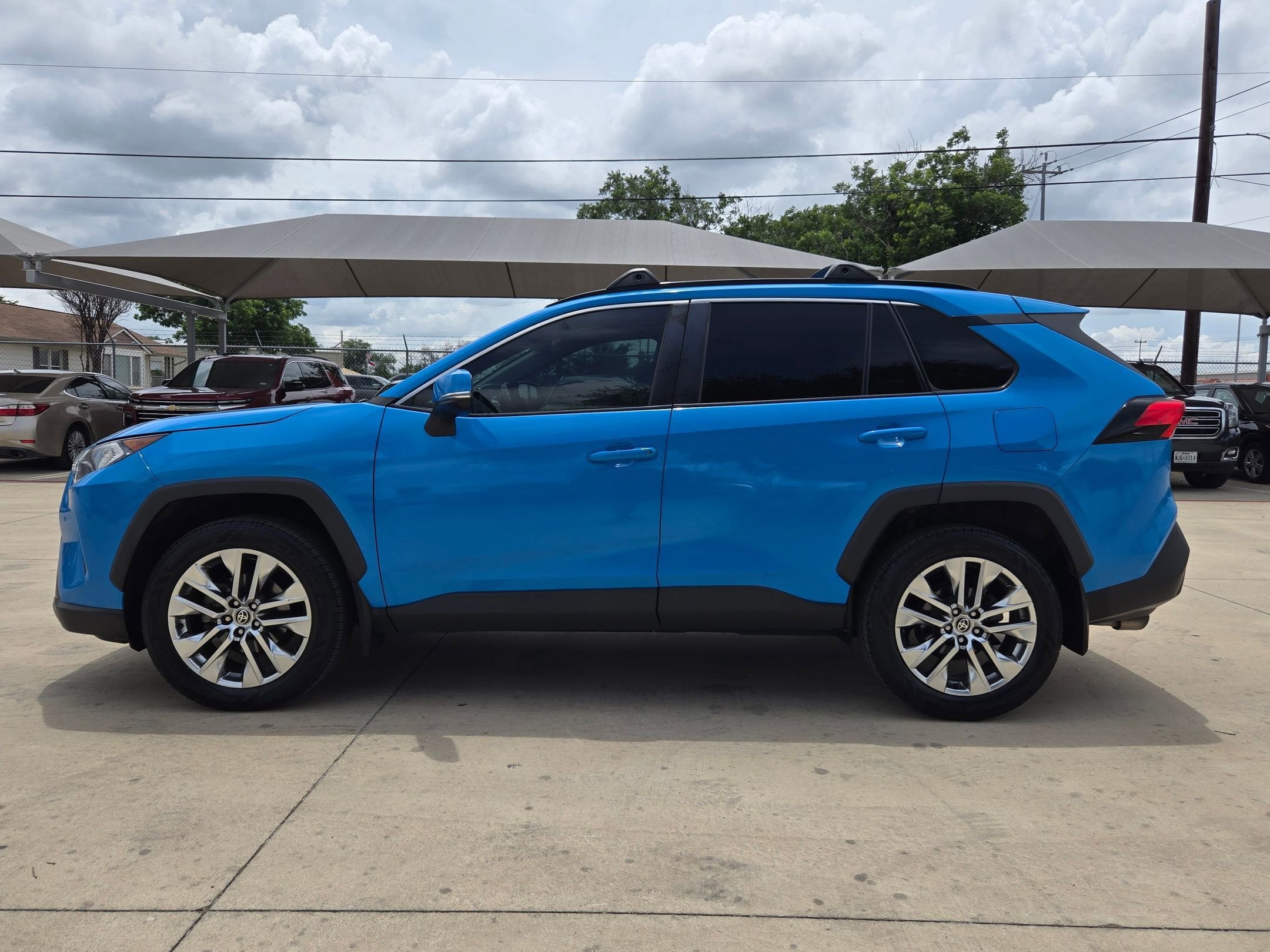 2021 Toyota RAV4 XLE Premium