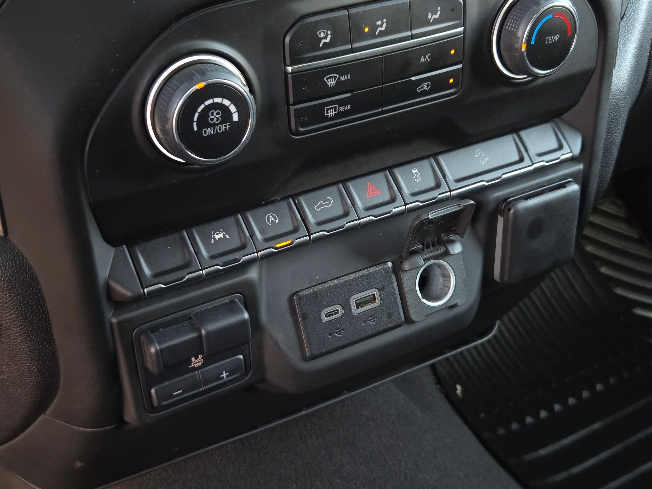 2023 Chevrolet Silverado 1500 Custom Trail Boss