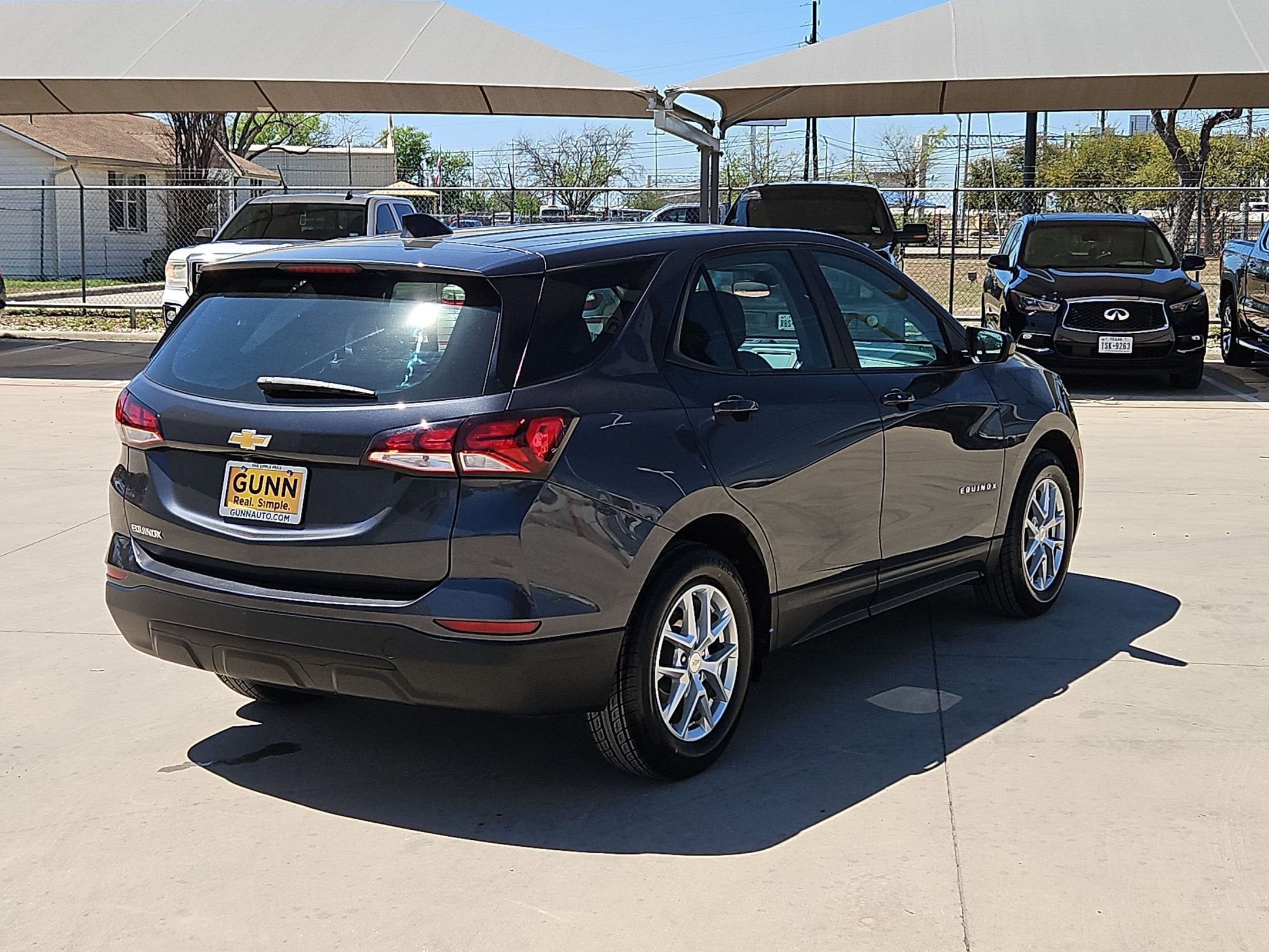 2022 Chevrolet Equinox LS