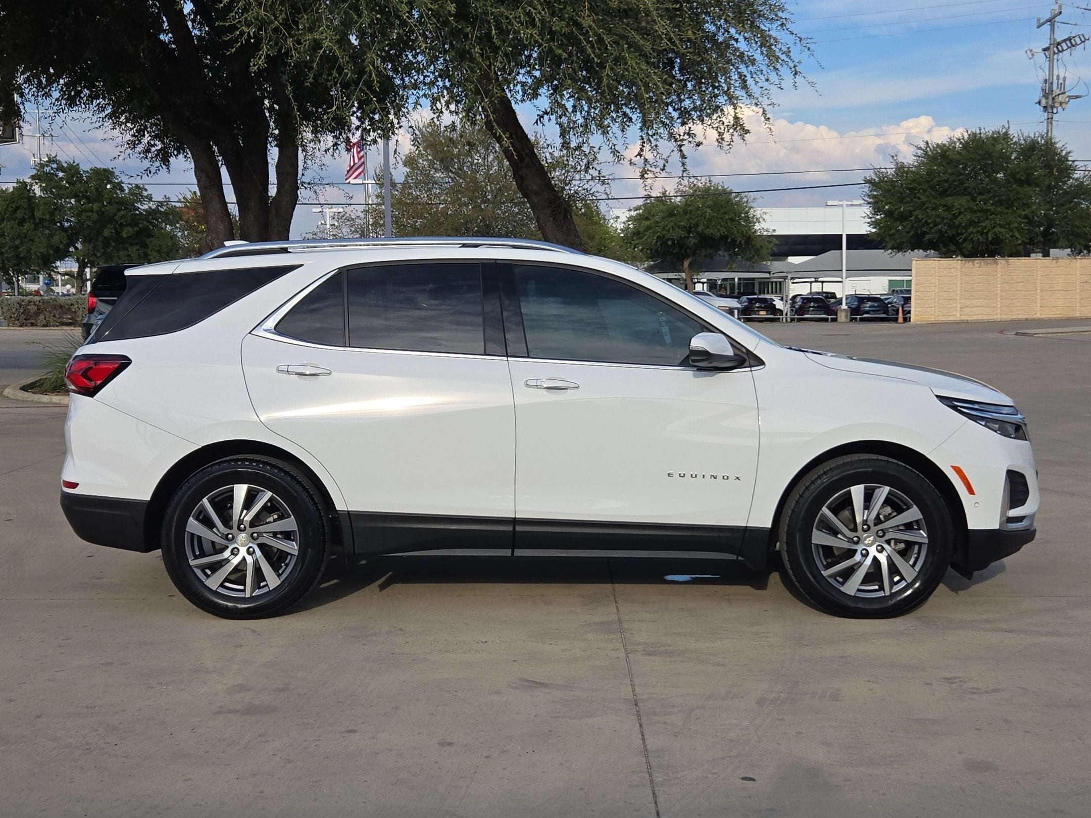 2022 Chevrolet Equinox Premier