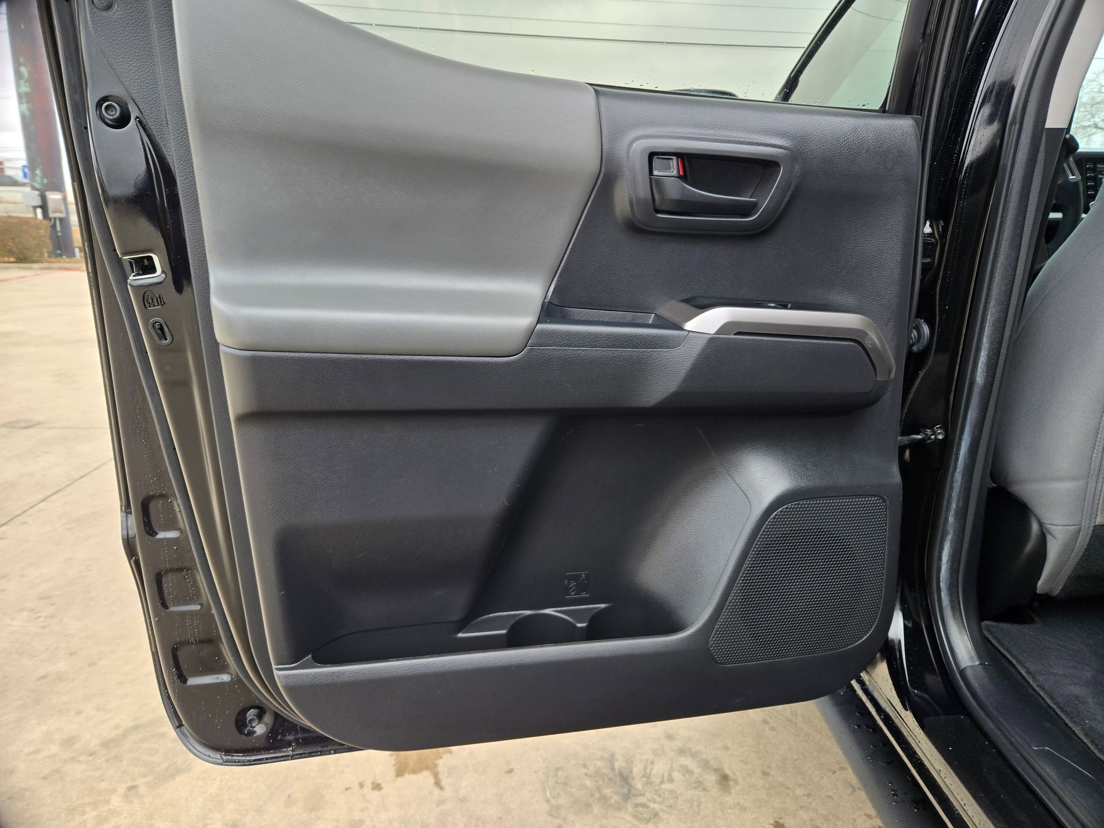 2023 Toyota Tacoma 2WD SR5