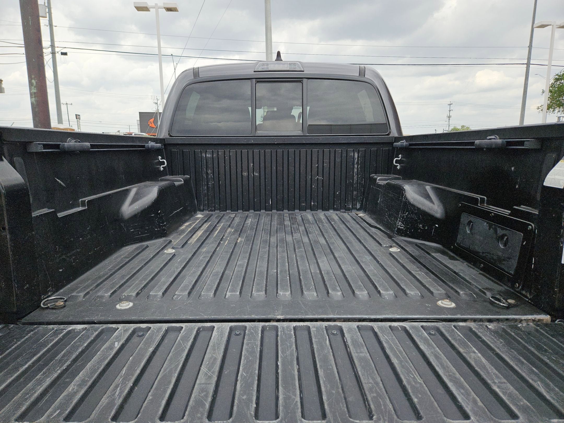 2022 Toyota Tacoma 2WD SR