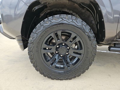 2022 Toyota Tacoma 2WD SR