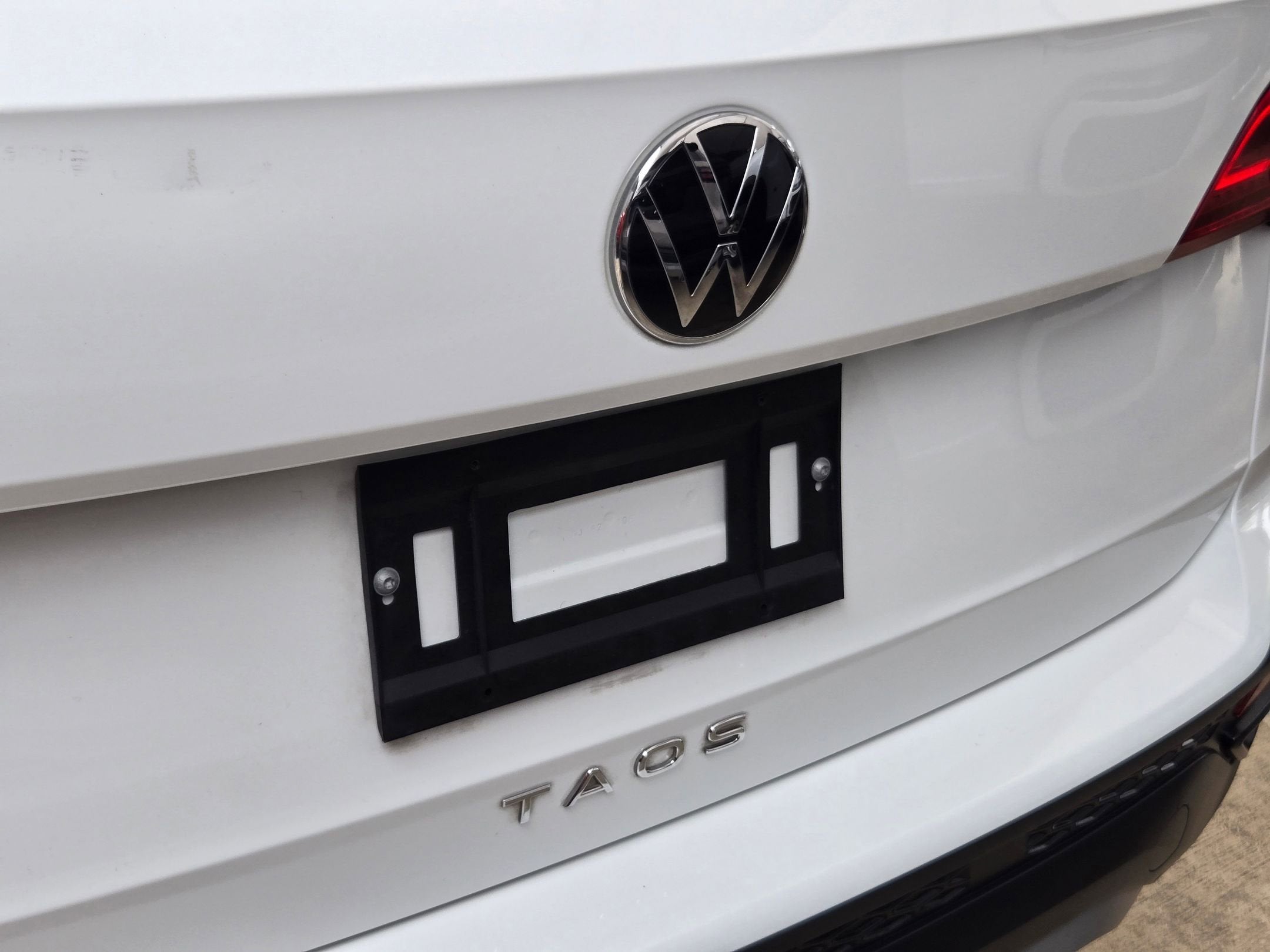2023 Volkswagen Taos S