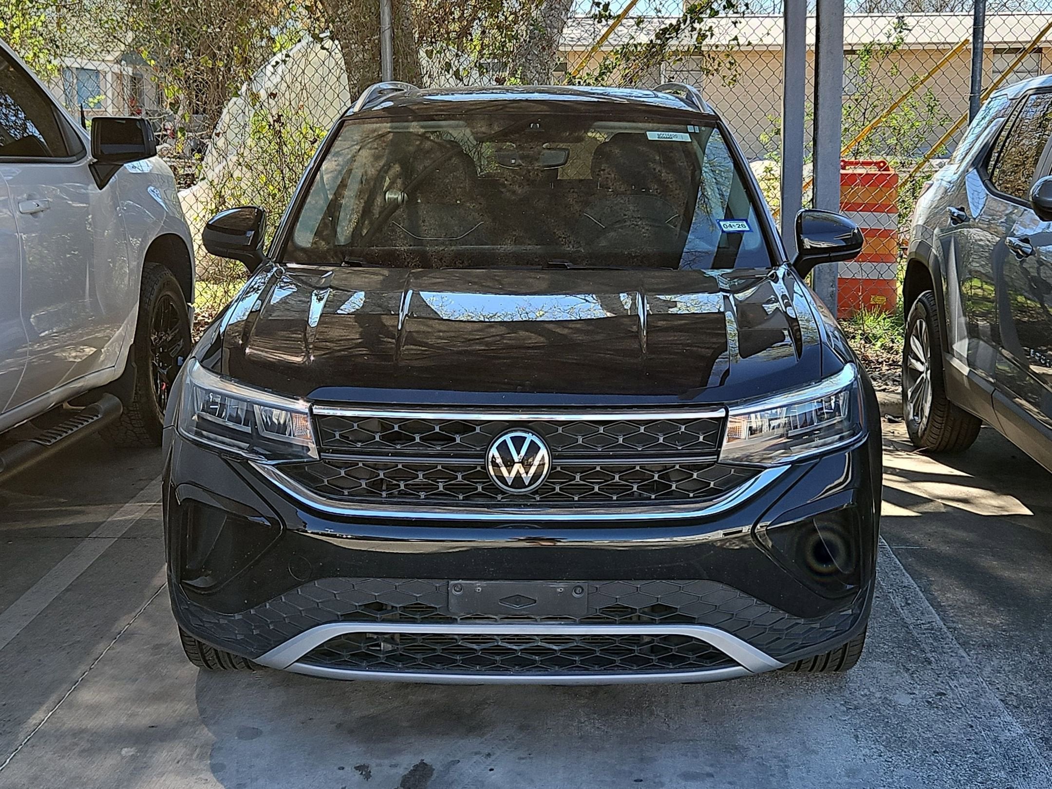 2023 Volkswagen Taos SE