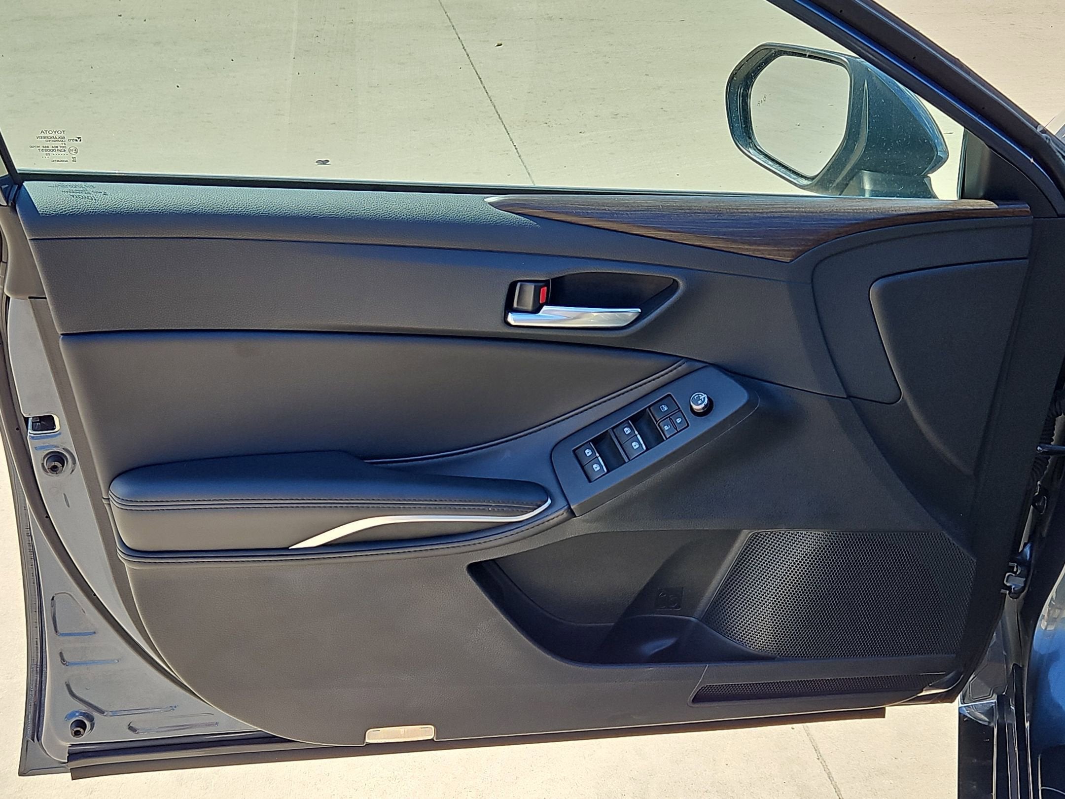 2022 Toyota Avalon XLE