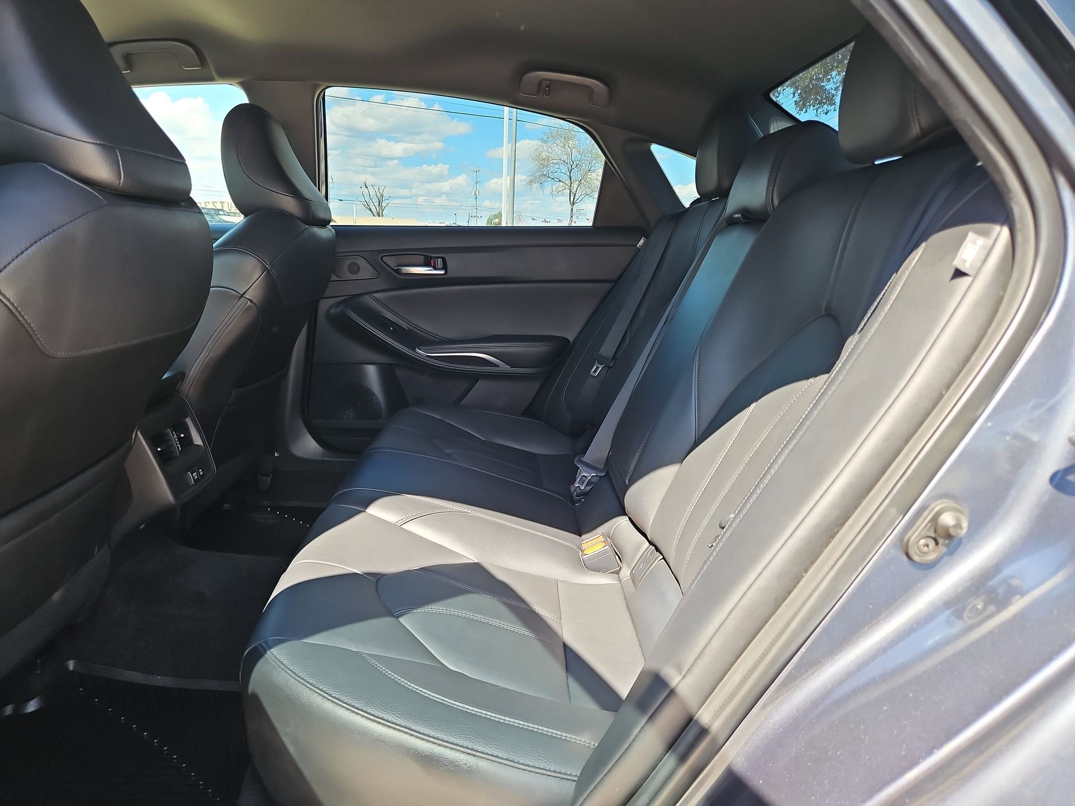 2022 Toyota Avalon XLE