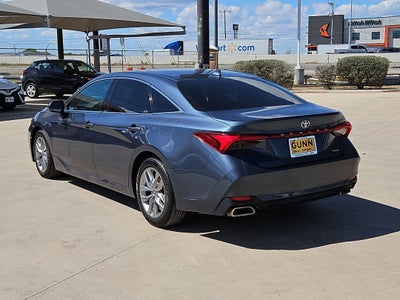 2022 Toyota Avalon XLE