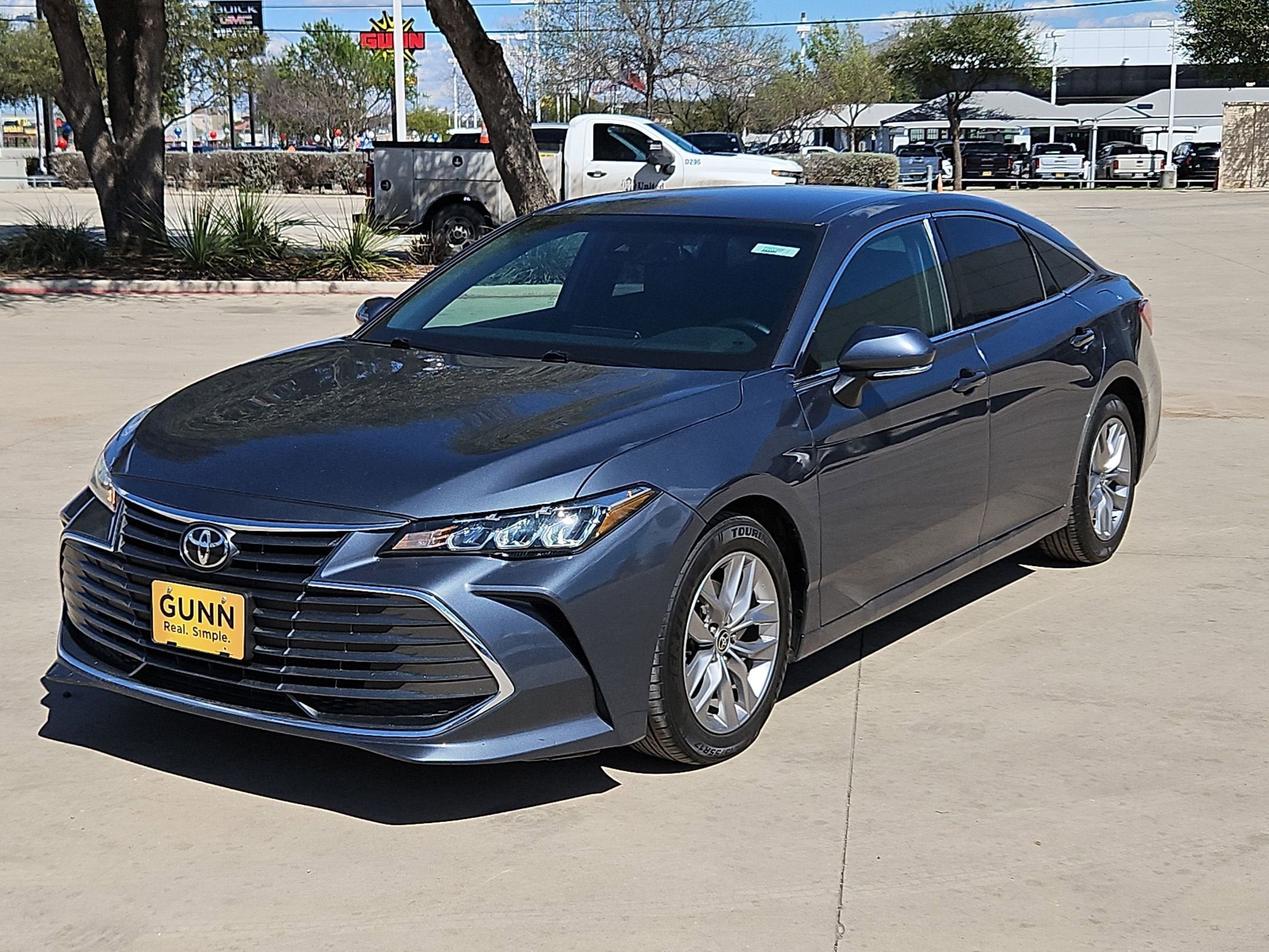 2022 Toyota Avalon XLE