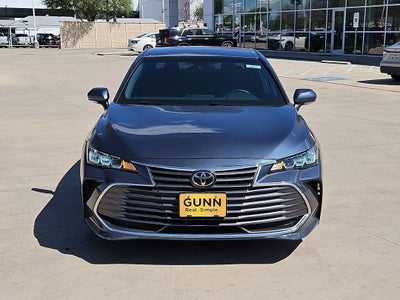 2022 Toyota Avalon XLE