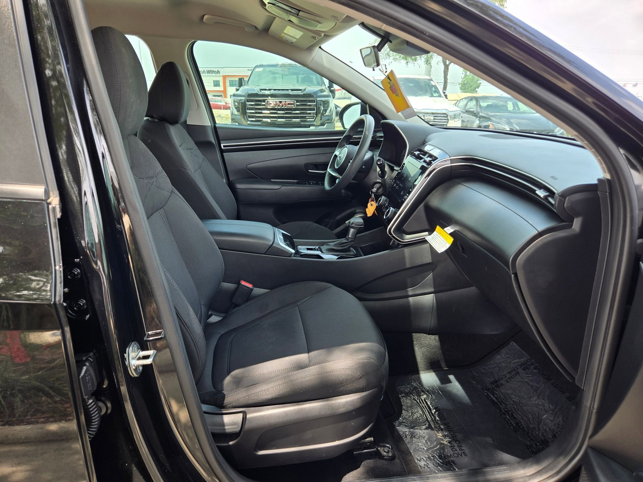 2023 Hyundai Tucson SE