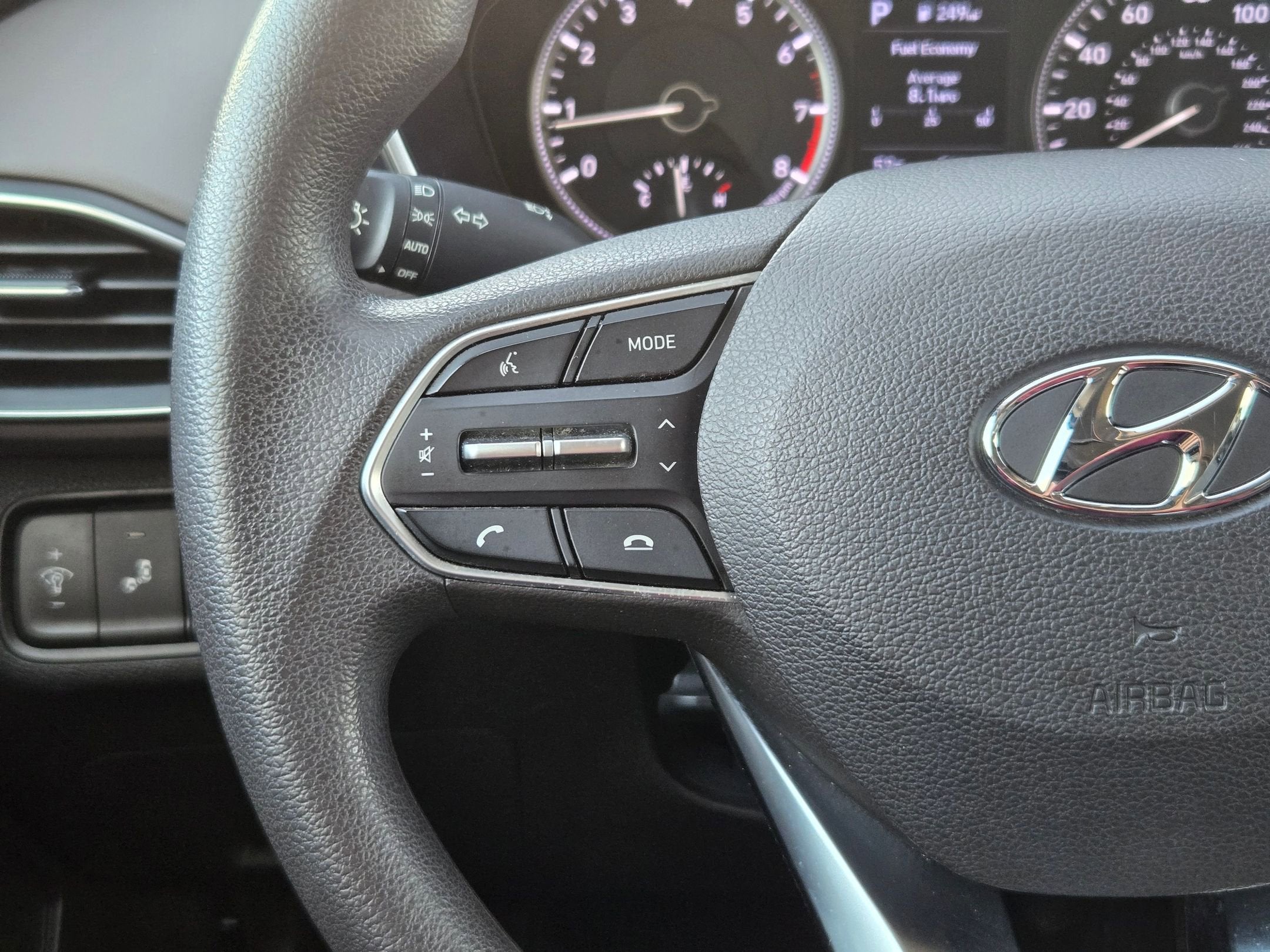 2019 Hyundai Santa Fe SE