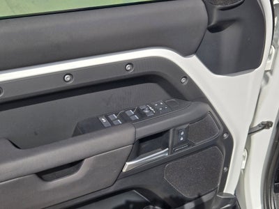 2025 Land Rover Defender S