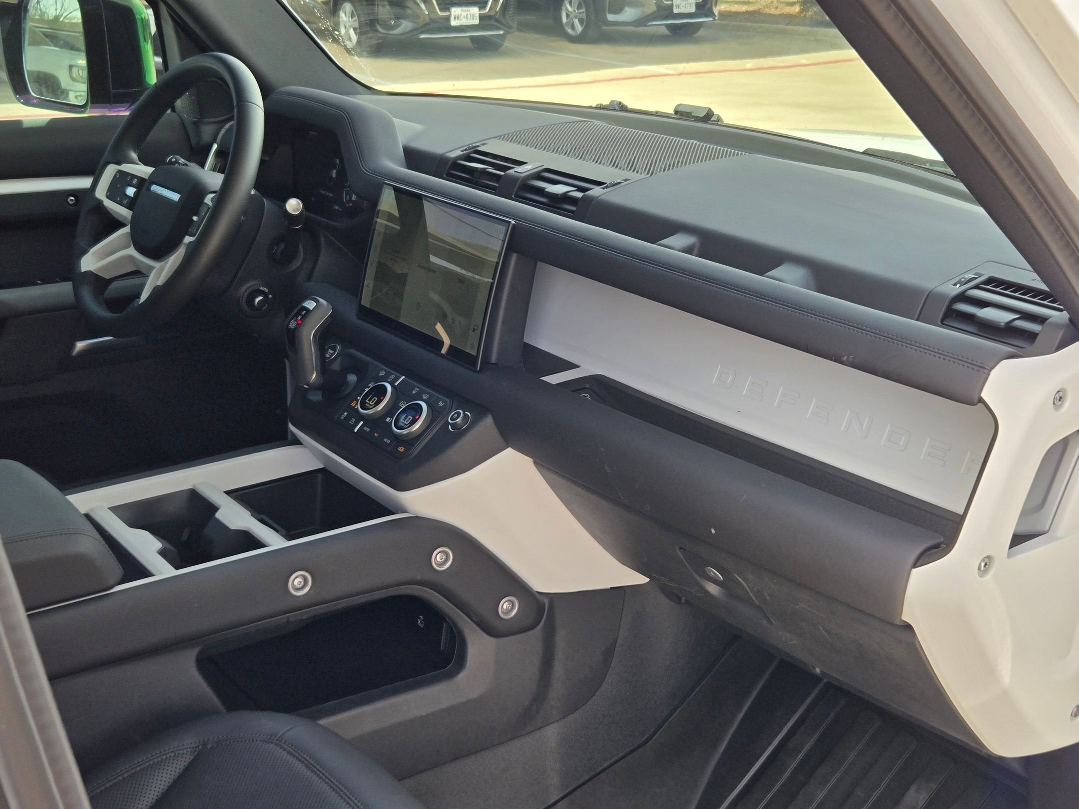 2025 Land Rover Defender S