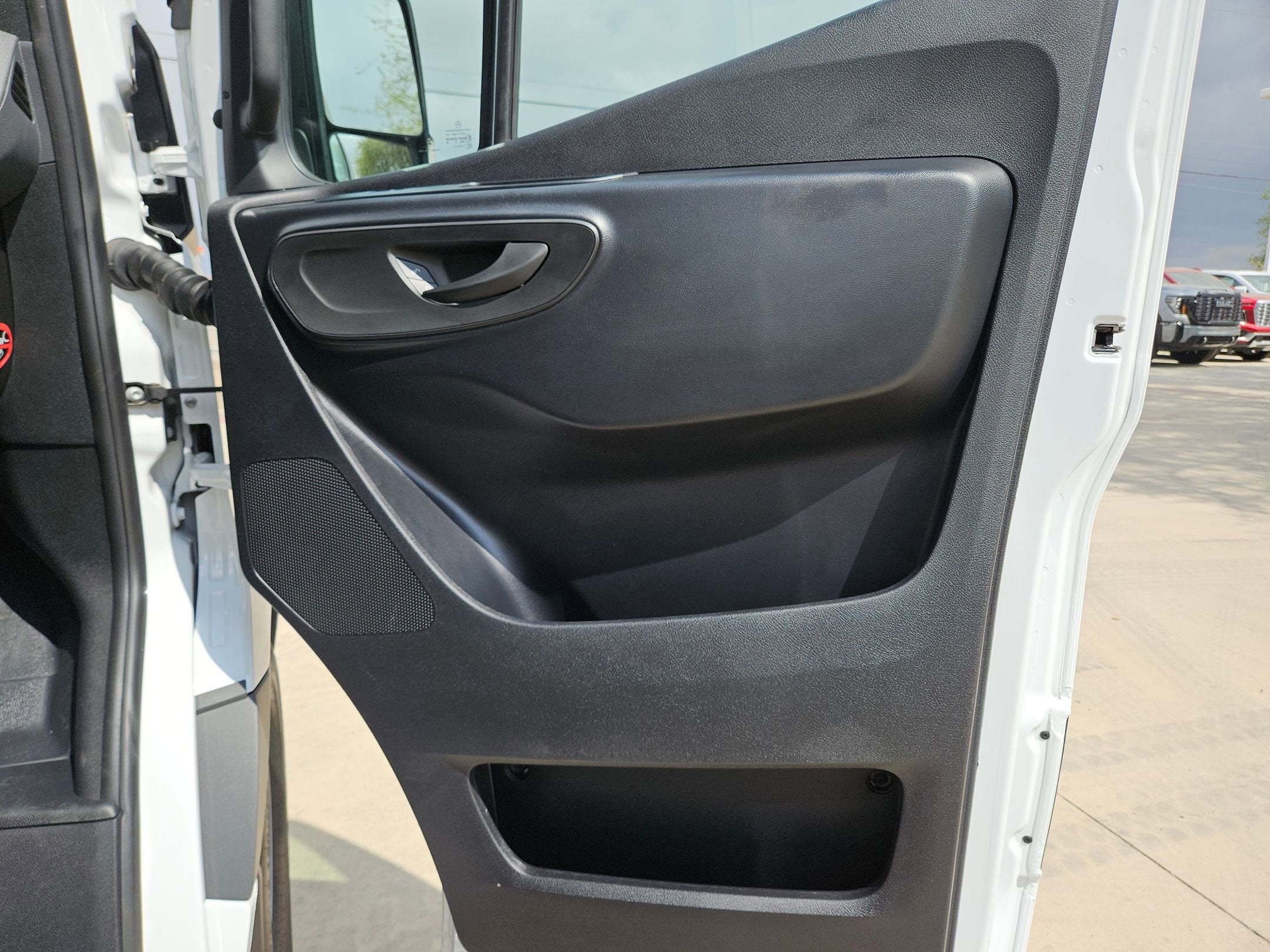 2025 Mercedes-Benz Sprinter Cargo Van 144 WB