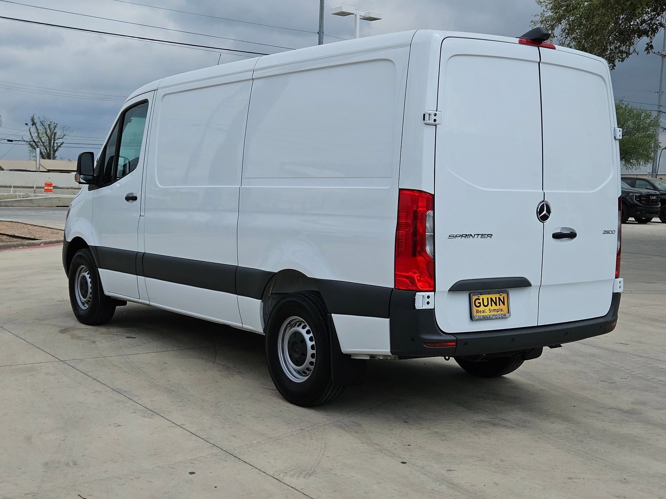 2025 Mercedes-Benz Sprinter Cargo Van 144 WB
