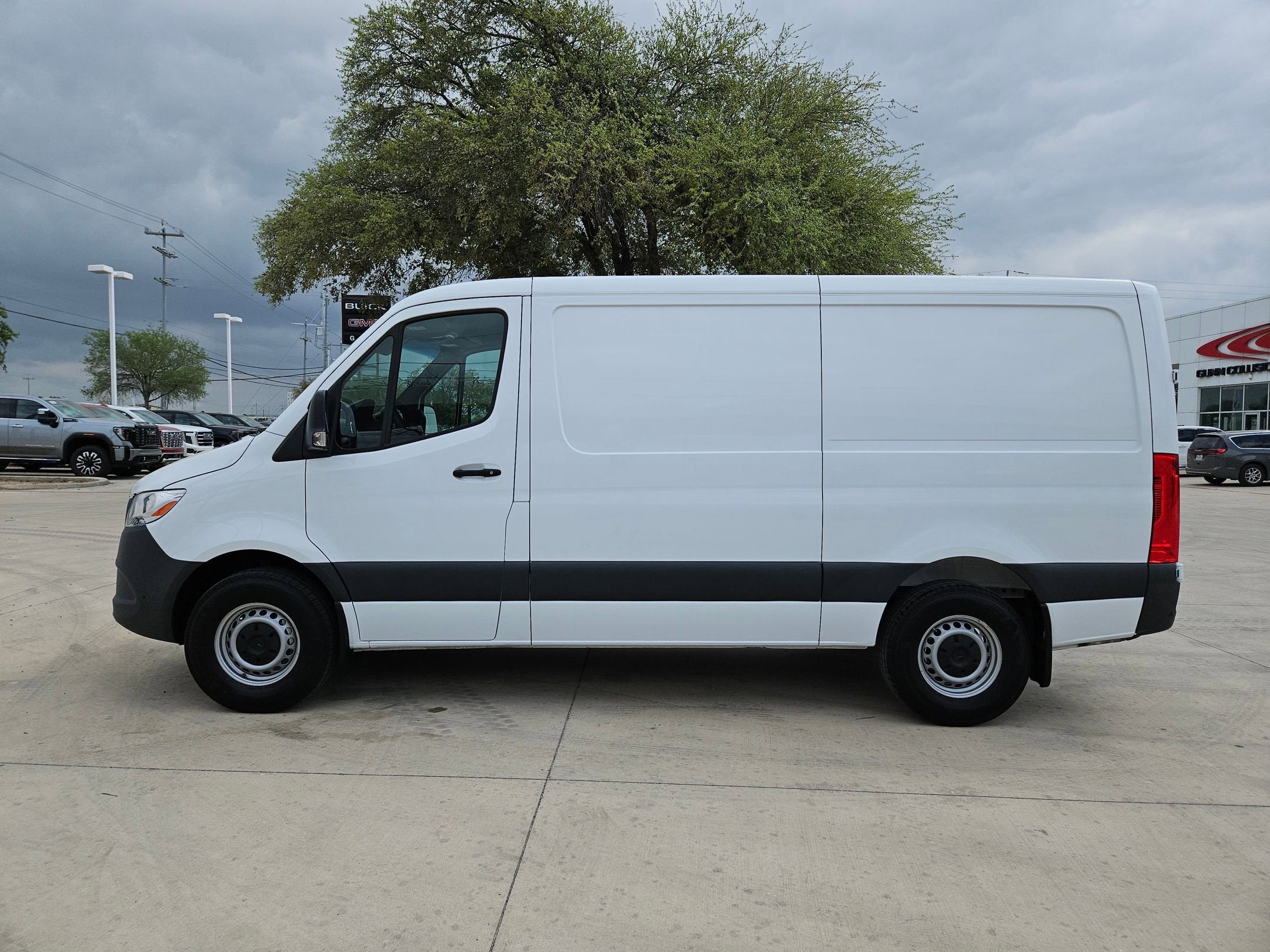 2025 Mercedes-Benz Sprinter Cargo Van 144 WB