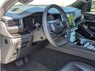 2023 Jeep Wagoneer L Base