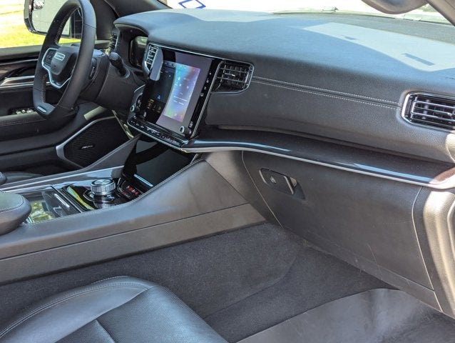 2023 Jeep Wagoneer L Base